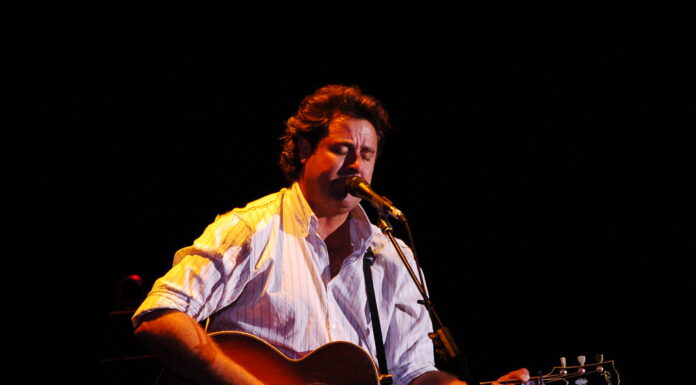 Vince Gill Wiki: Vince Gill Net Worth, Career, Height, Weight, And More Info Vince Gill Net Worth