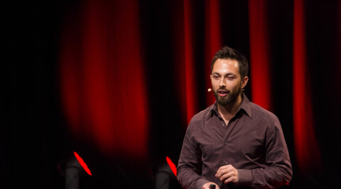 Who Is Derek Muller? Derek Muller’s Net Worth, Career, Early Life, And All Other Info Derek Muller's Net Worth